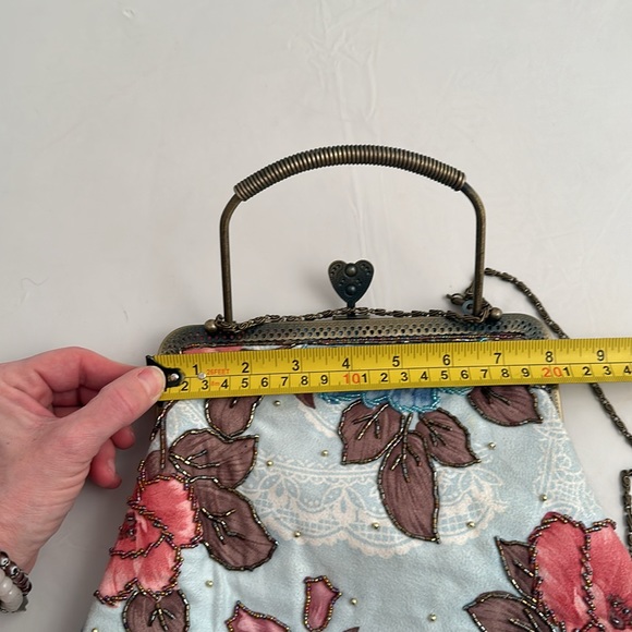 Unbranded vintage style light blue beaded evening bag - Picture 10 of 14